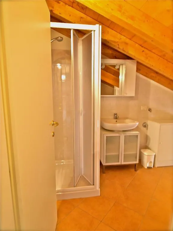 Locanda Posta Argegno Apart Otel